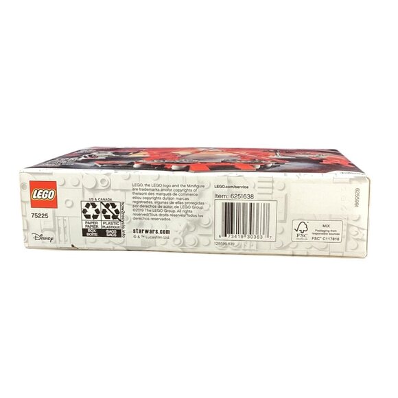 LEGO Star Wars: The Last Jedi Elite Praetorian Guard Battle Pack 75225 Building - Picture 2 of 10